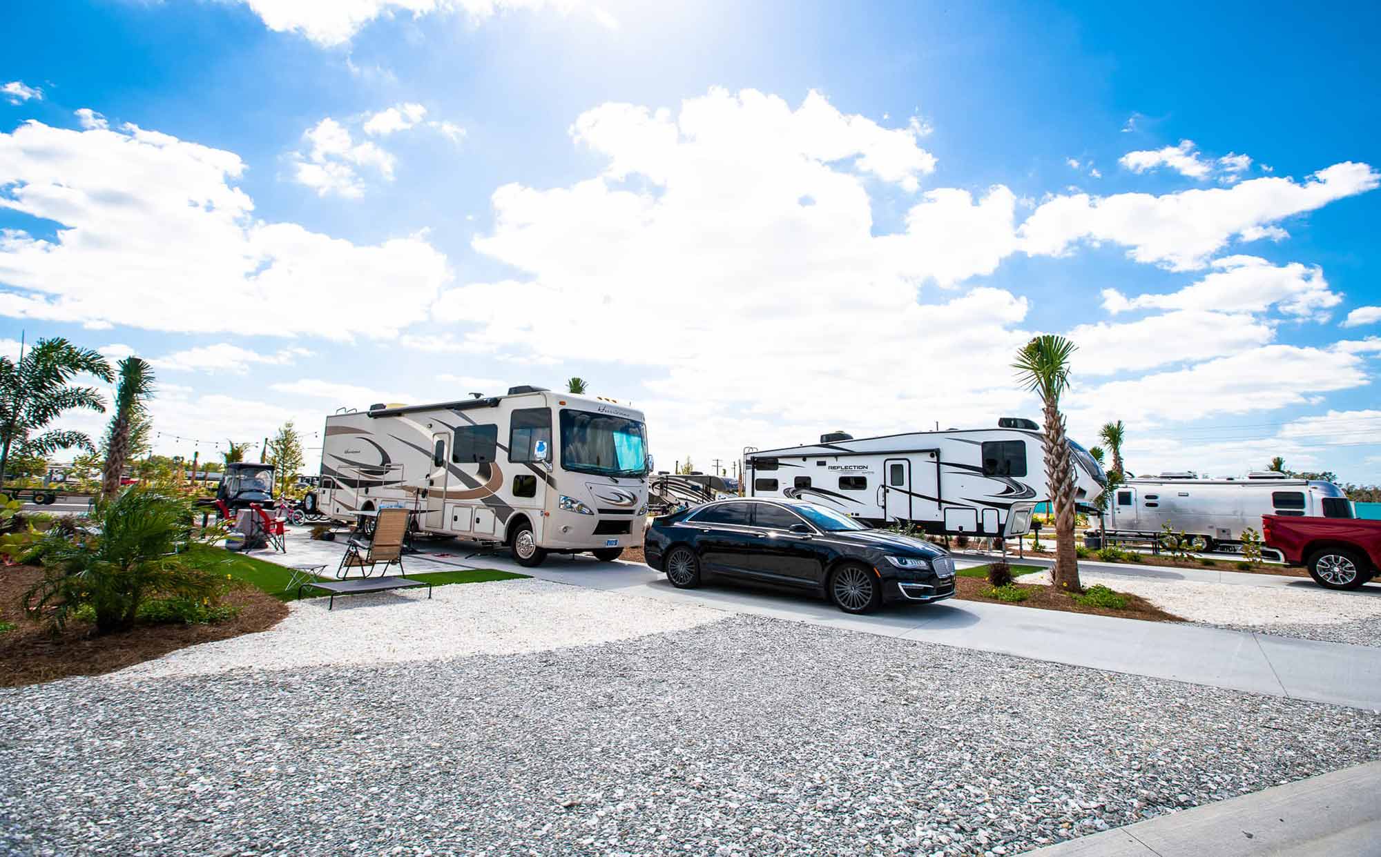 RVs and campers at Cabana Club Resort in Auburndale Florida