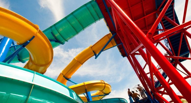 twin chasers ride at LEGOLAND Water Park